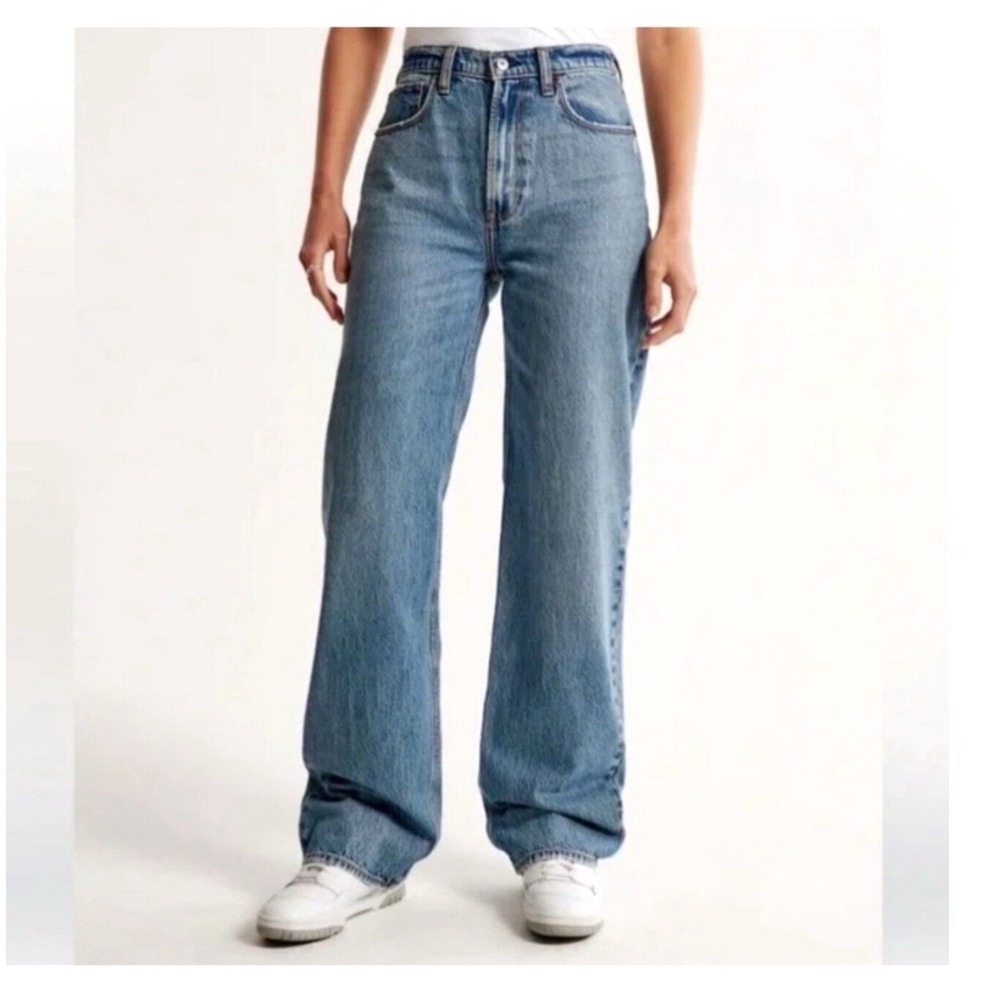 Abercrombie & Fitch Curve Love The Loose High Rise Jeans Blue Size 29 8R